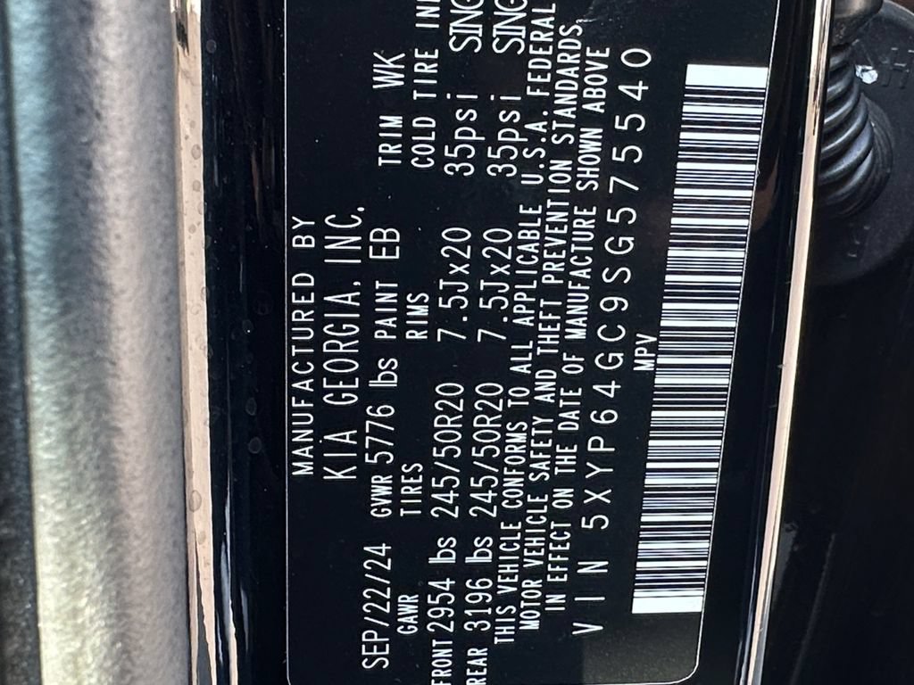 Used 2025 Kia Telluride S FWD image 26