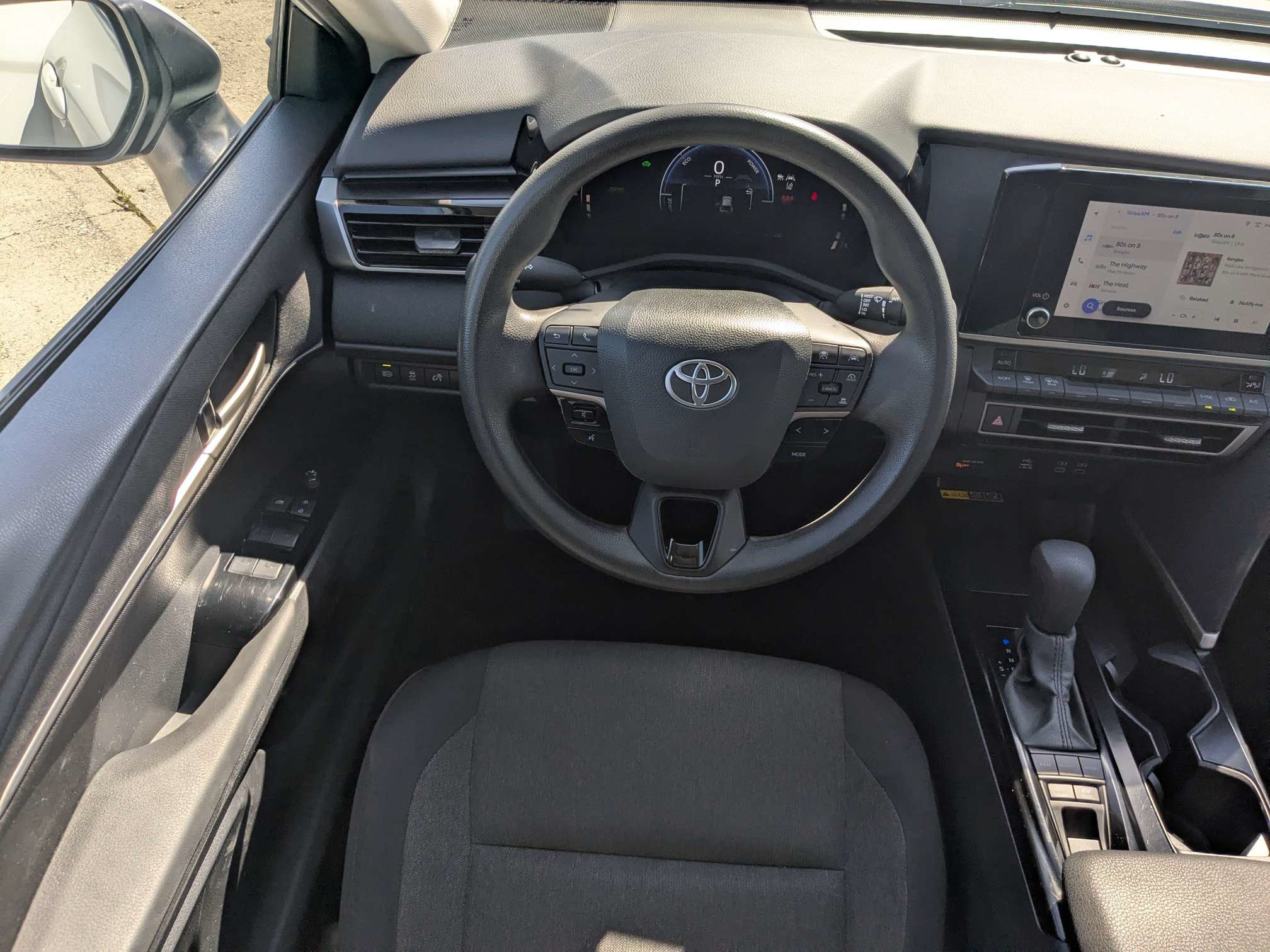 Used 2025 Toyota Camry LE FWD image 16