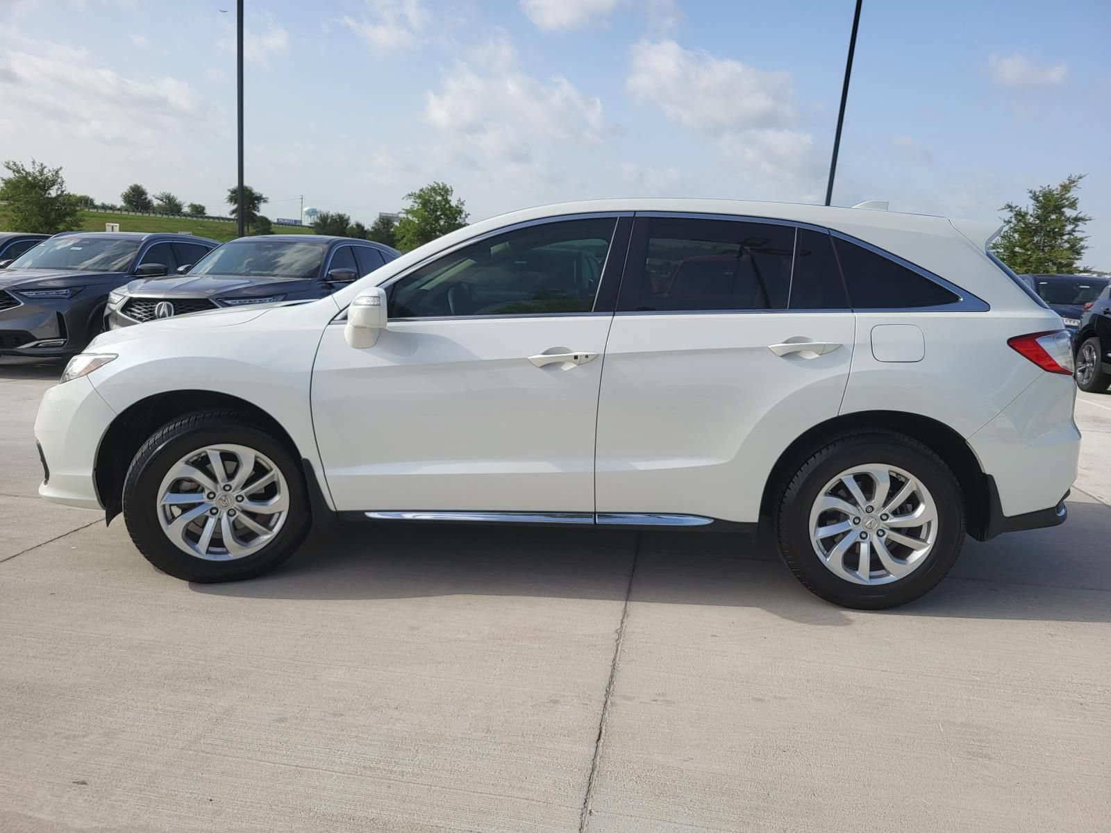 Used 2016 Acura RDX FWD w/ Technology Package image 3