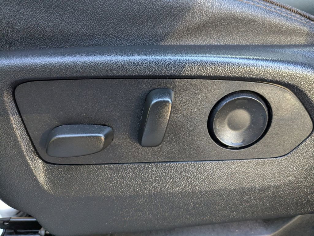 Used 2024 Chevrolet Suburban High Country w/ Max Trailering Package image 23