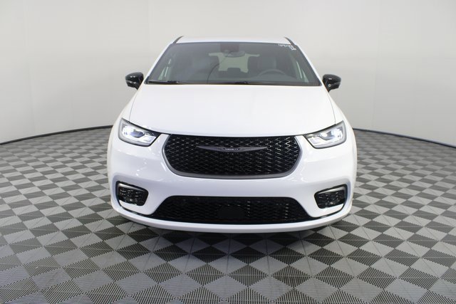 New 2026 Chrysler Pacifica Select image 29