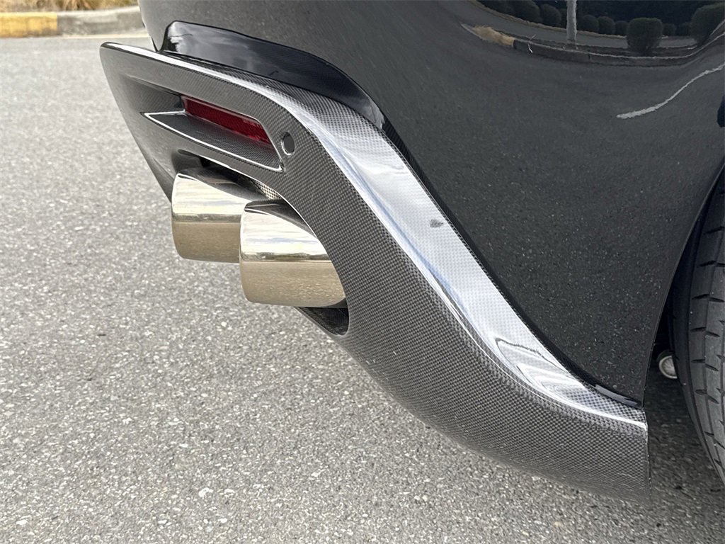 Used 2025 Ferrari Roma Spider image 33