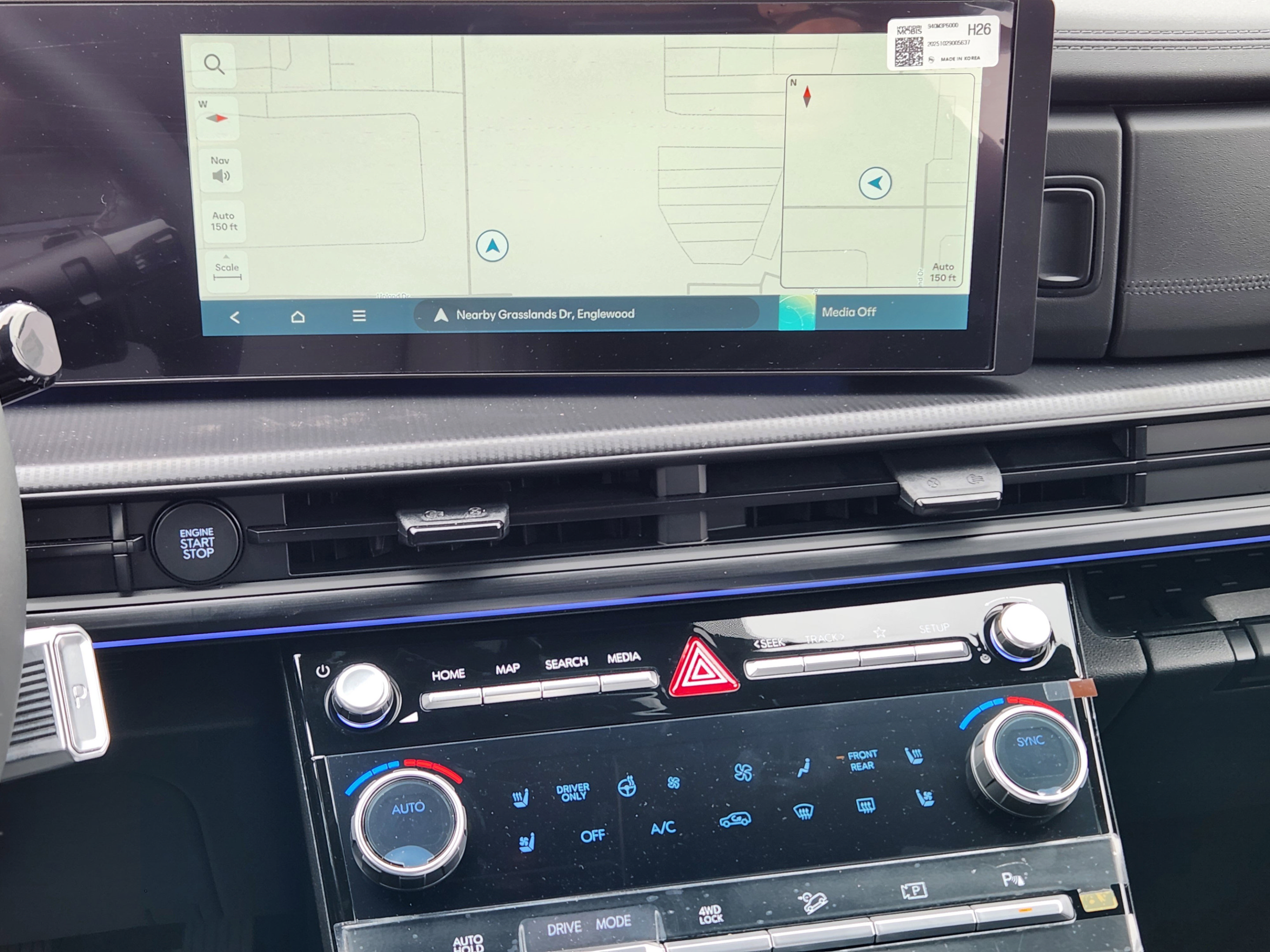 New 2026 Hyundai Santa Fe Calligraphy AWD/4WD image 17