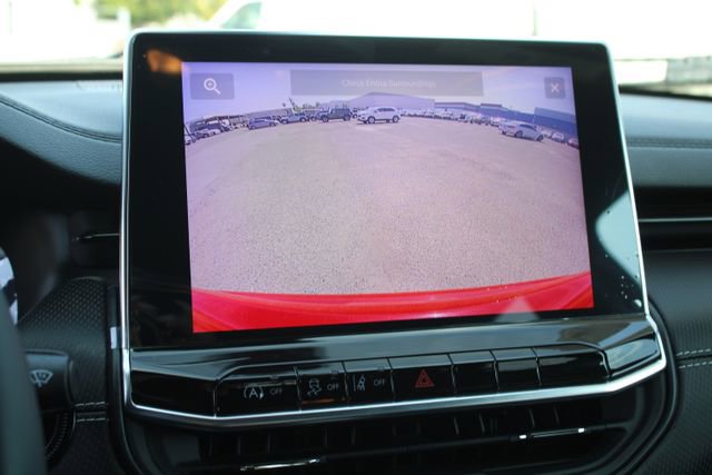 Used 2023 Jeep Compass Altitude image 28