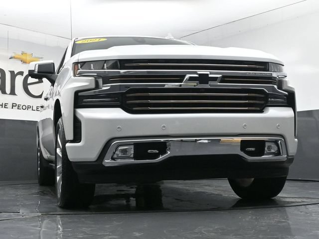 Used 2021 Chevrolet Silverado 1500 High Country w/ Technology Package AWD/4WD image 3
