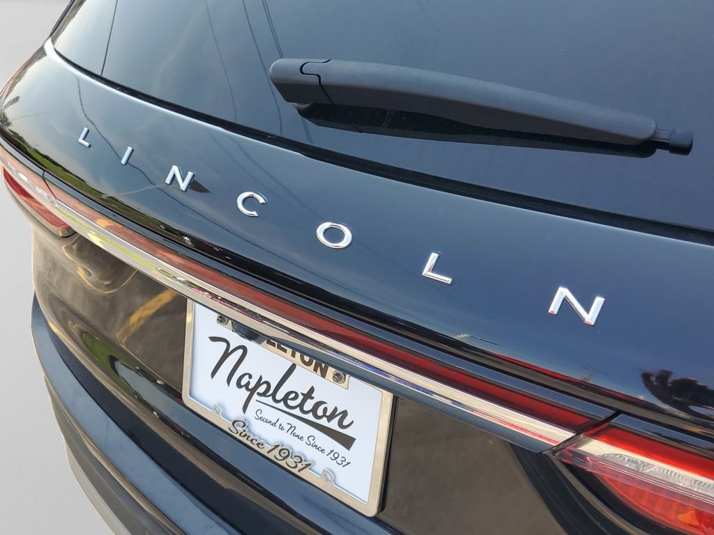 Used 2022 Lincoln Corsair AWD w/ Premium Package image 11