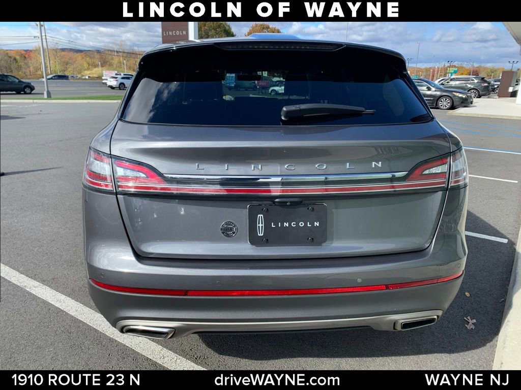 Certified 2022 Lincoln Nautilus AWD image 4