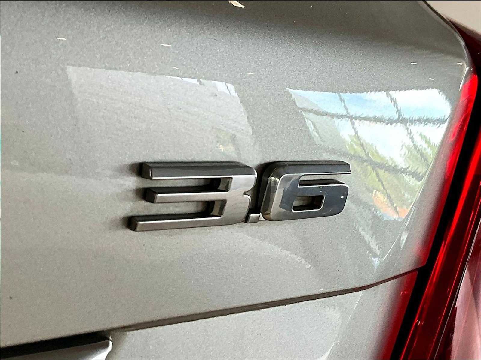 Used 2018 Cadillac XT5 Premium Luxury image 38