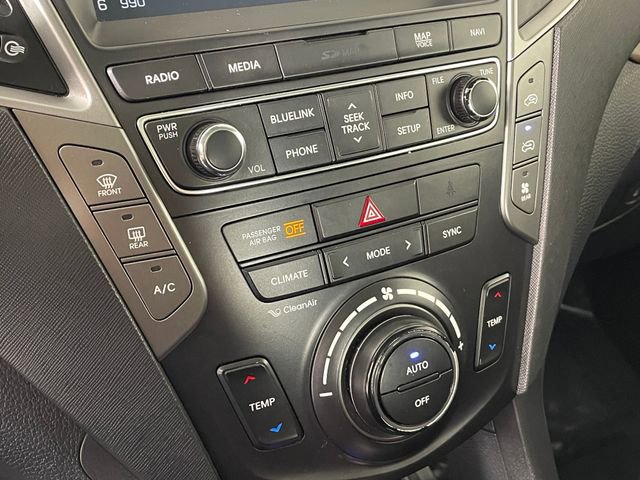 Used 2018 Hyundai Santa Fe AWD image 10