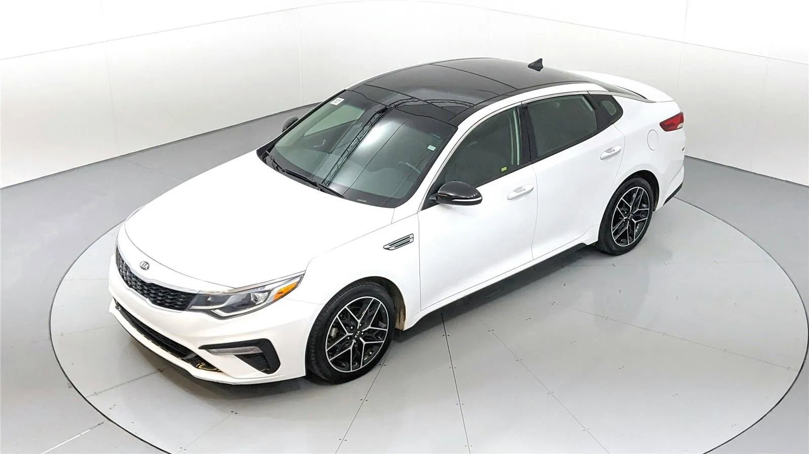 Used 2020 Kia Optima SE image 38