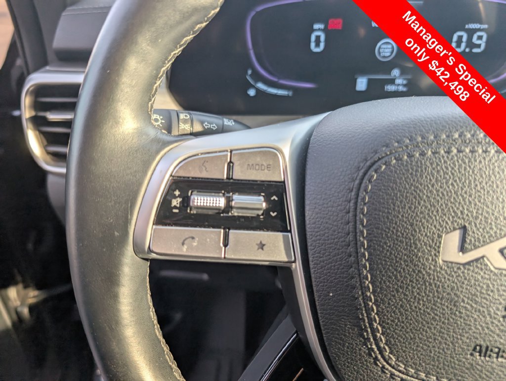 Used 2025 Kia Telluride AWD image 16