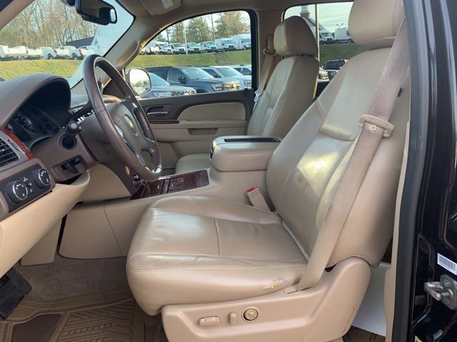 Used 2012 Chevrolet Tahoe LTZ image 24