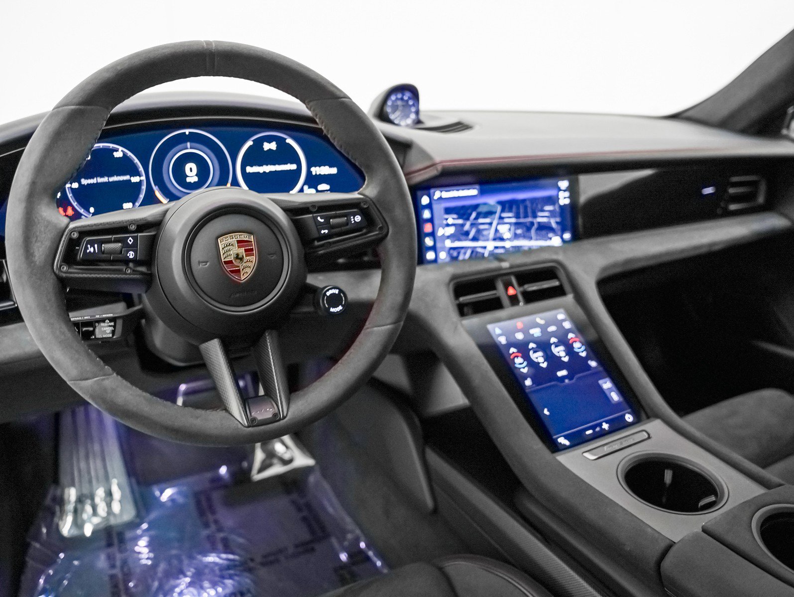 Certified 2023 Porsche Taycan GTS image 4