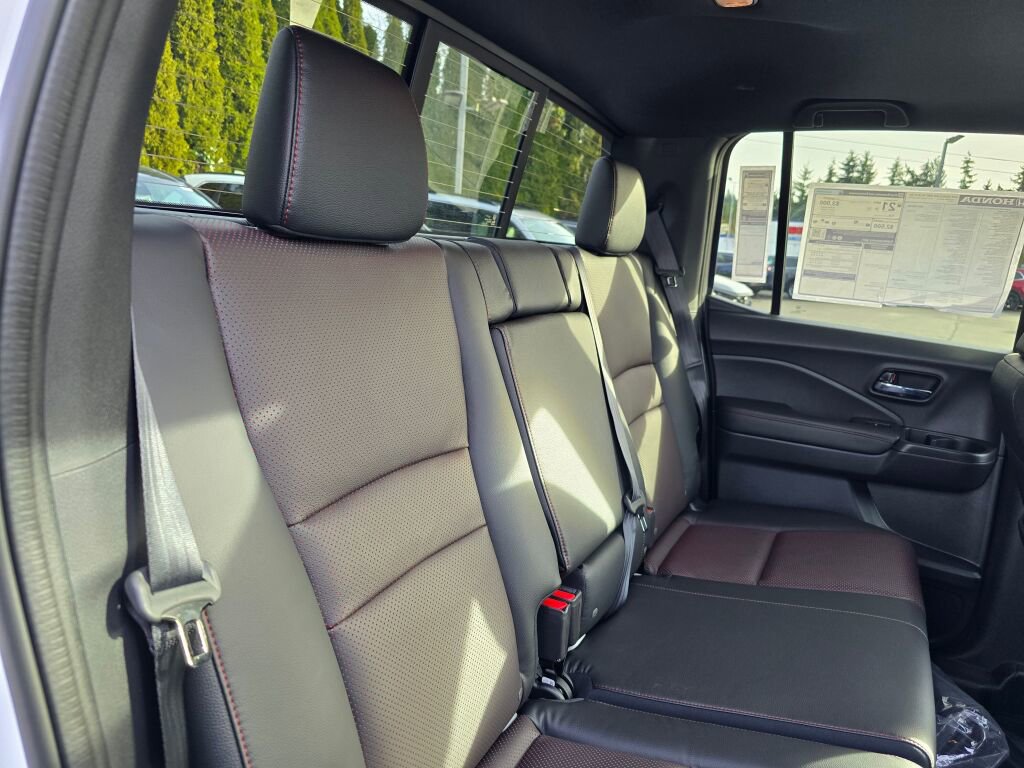 New 2026 Honda Ridgeline Black Edition image 17