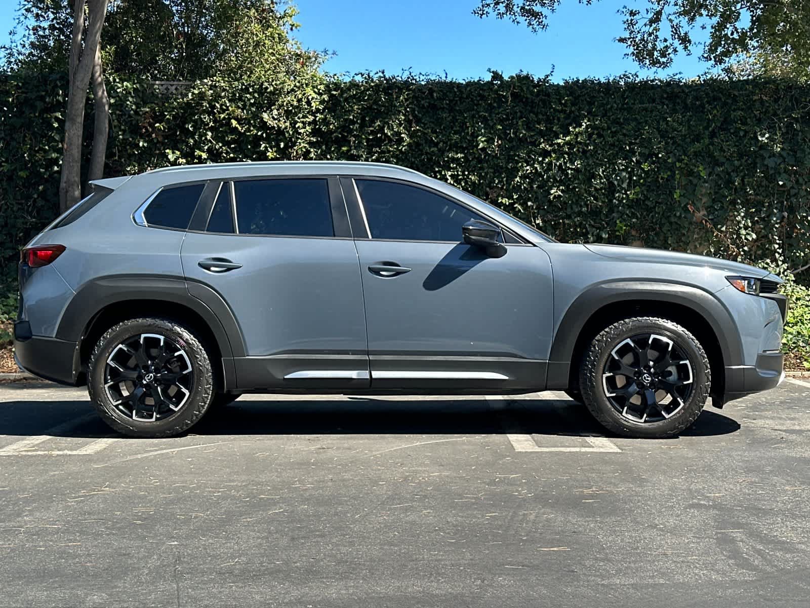 Used 2023 MAZDA CX-50 Meridian Edition w/ Cargo Package AWD/4WD image 8