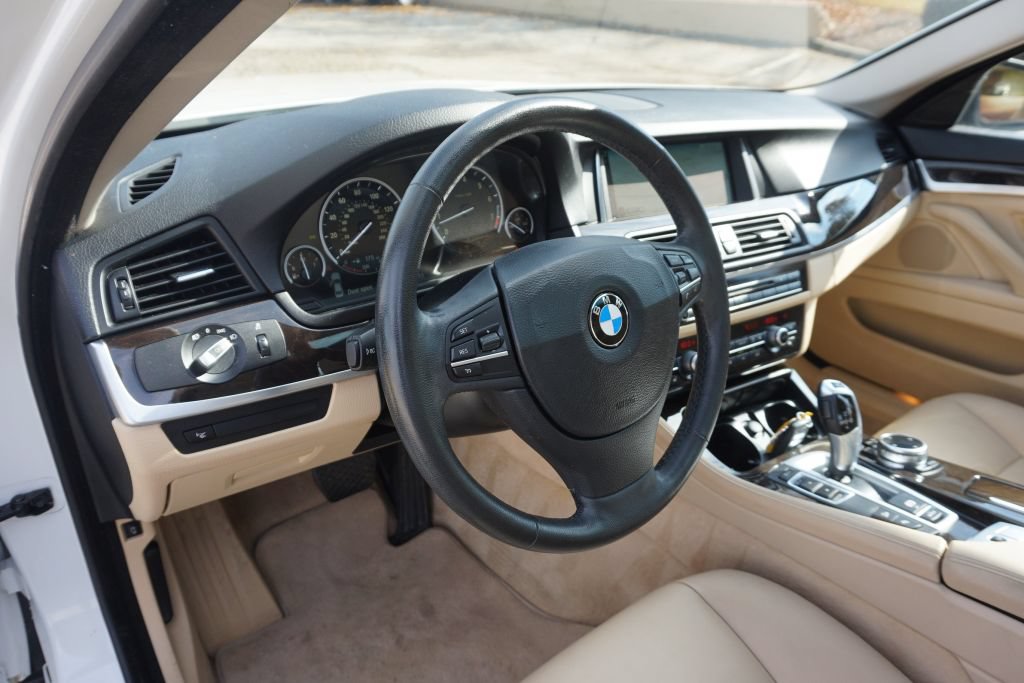 Used 2014 BMW 535i xDrive Sedan AWD/4WD image 17
