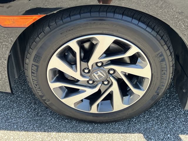 Used 2016 Honda Civic EX image 11