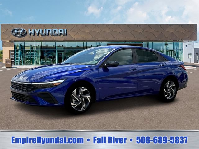 Certified 2025 Hyundai Elantra Sport FWD image 2