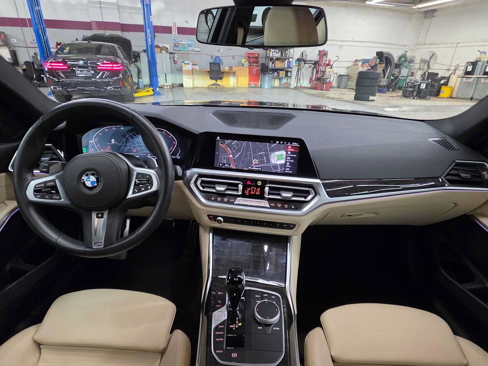 Used 2021 BMW 330i xDrive Sedan w/ M Sport Package AWD/4WD image 14