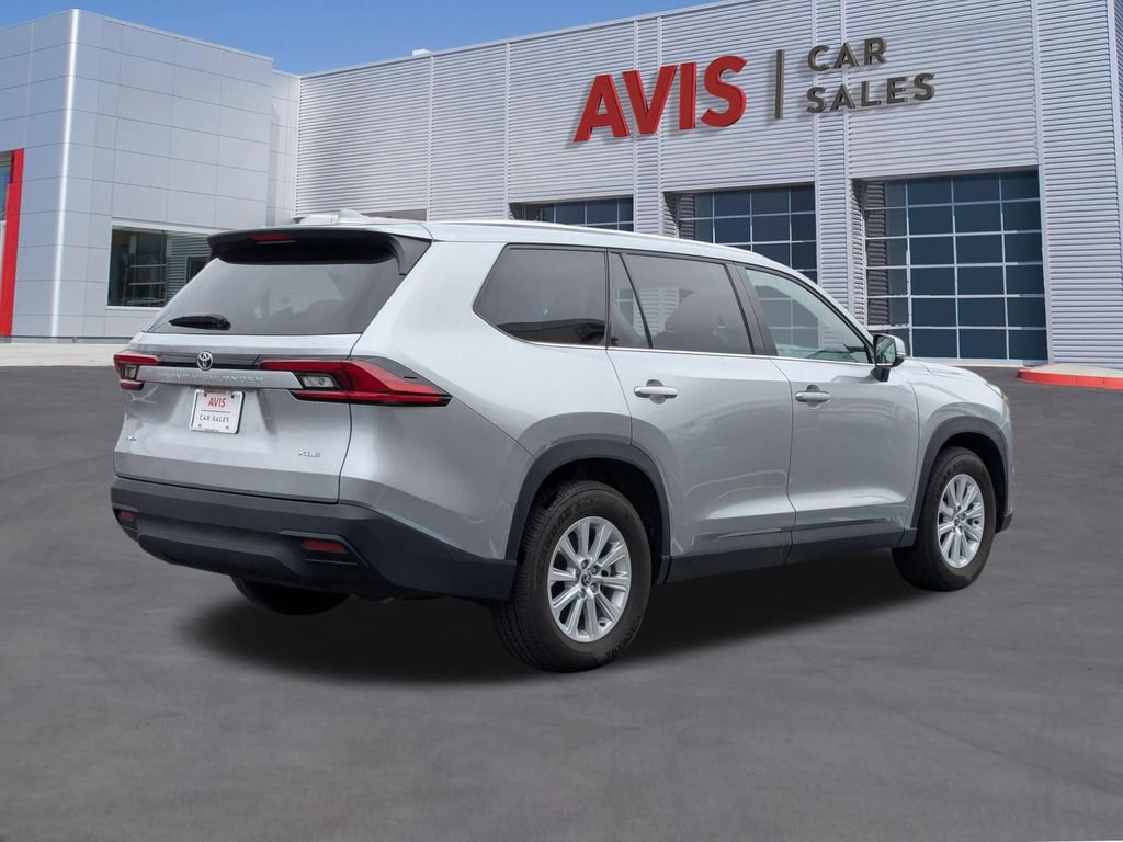 Used 2025 Toyota Grand Highlander XLE image 6
