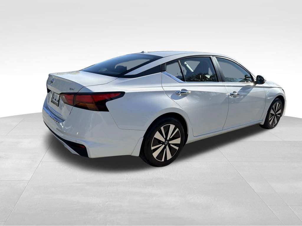 Used 2021 Nissan Altima 2.5 SV w/ SV Premium Package image 8