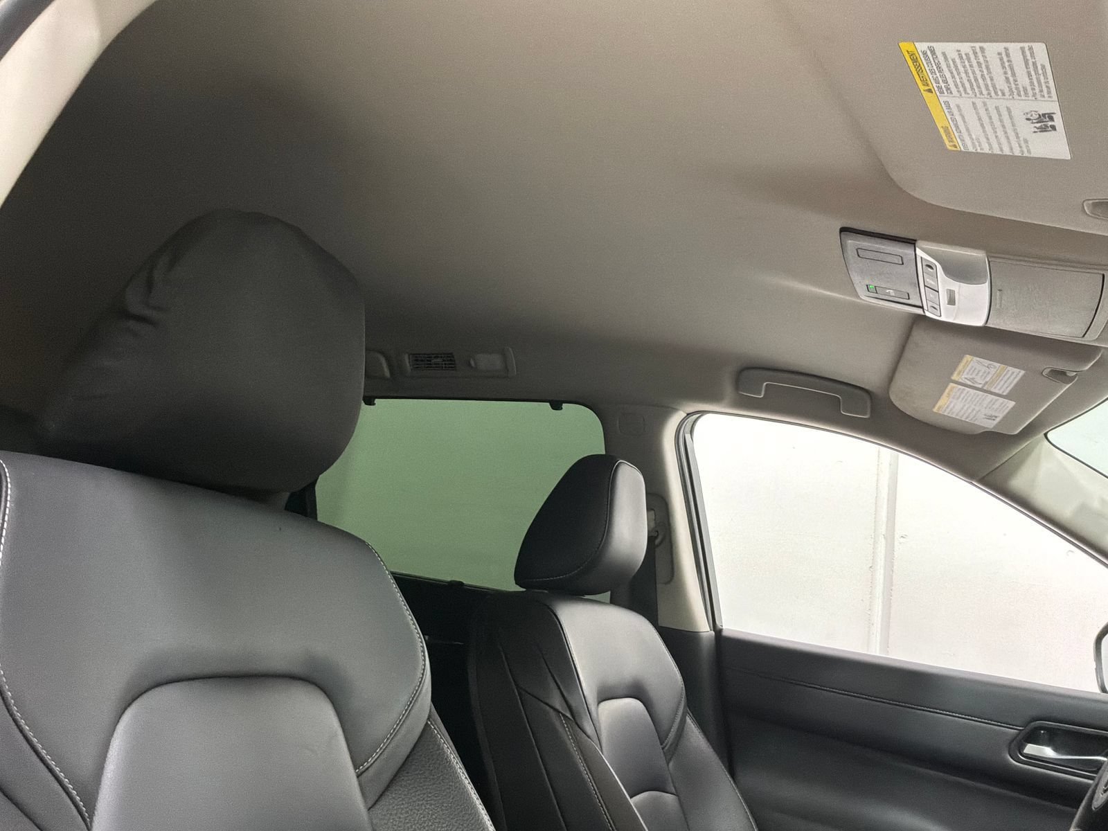 Used 2025 Nissan Pathfinder SL AWD/4WD image 22