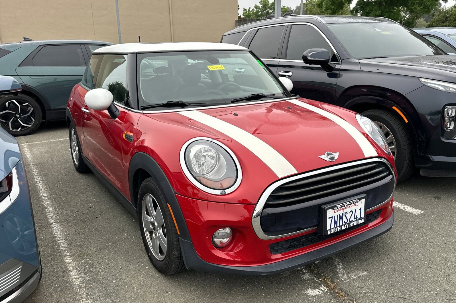 Used 2017 MINI Cooper 2-Door Hardtop FWD image 2