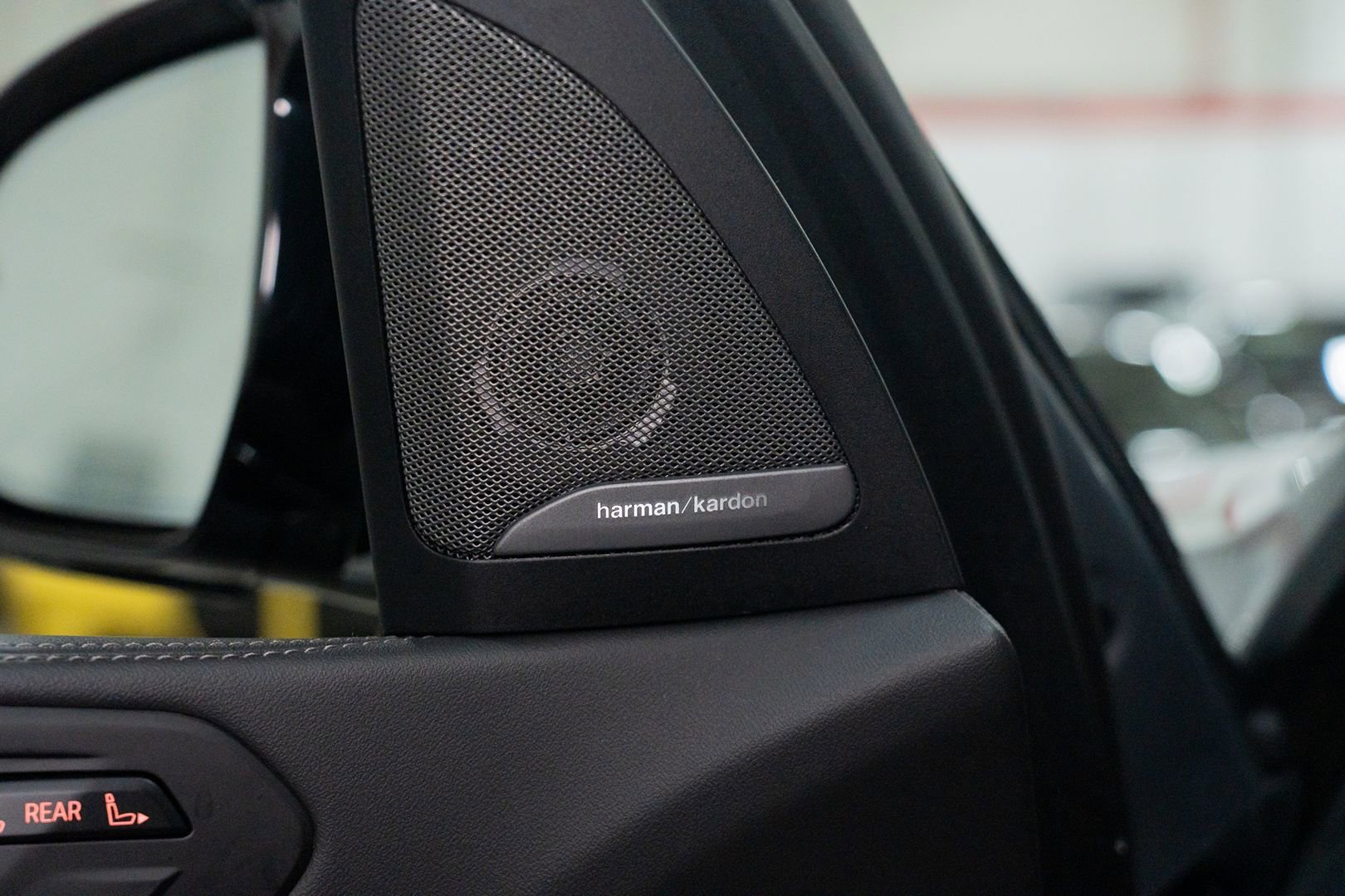 Used 2023 BMW X7 M60i image 19
