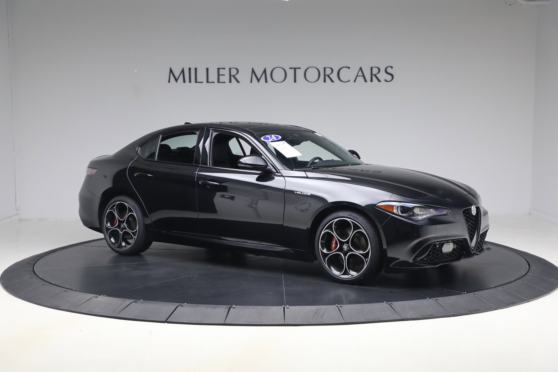 Used 2024 Alfa Romeo Giulia Veloce image 10
