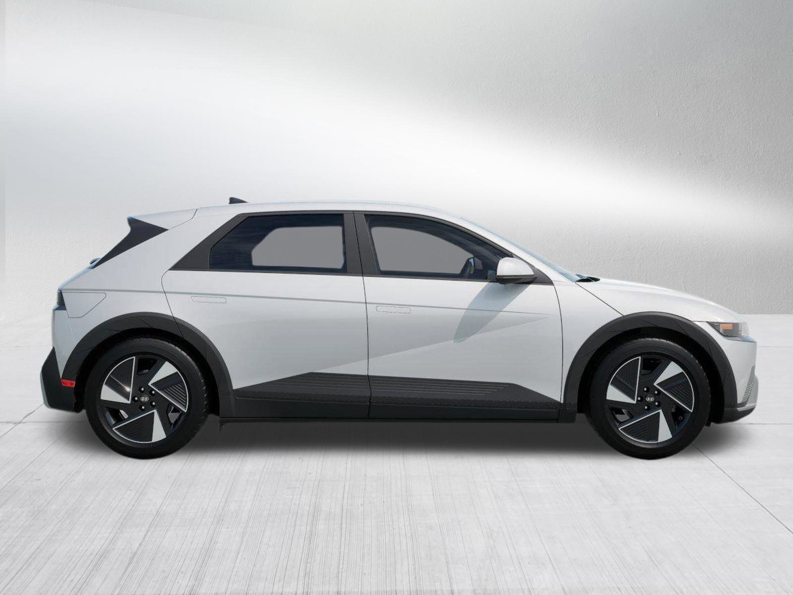 New 2026 Hyundai Ioniq 5 SEL image 7