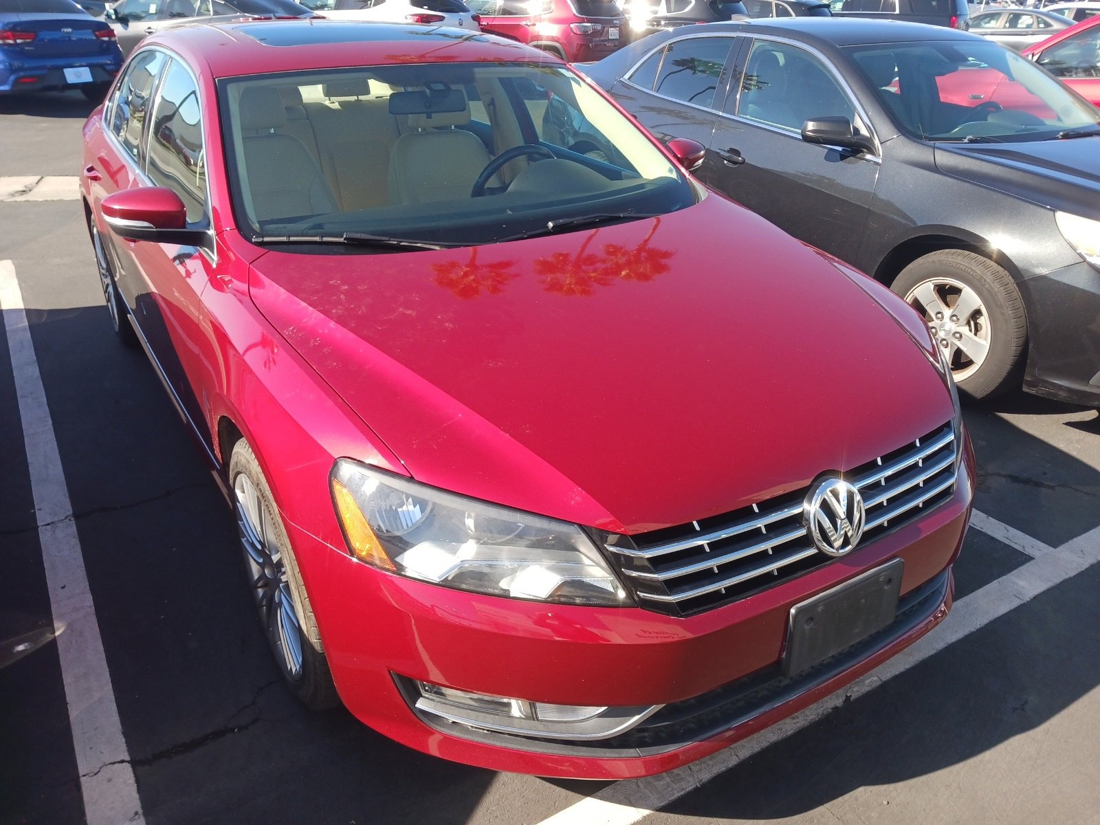 Used 2015 Volkswagen Passat TDI SE image 2