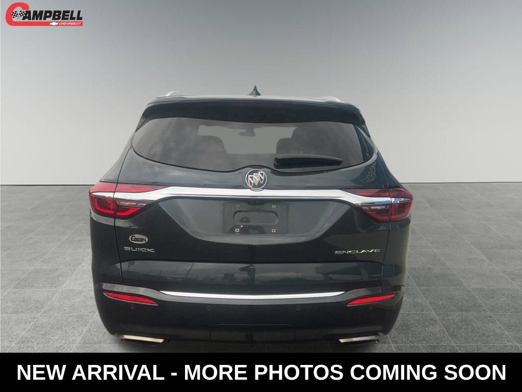Used 2018 Buick Enclave Avenir w/ Avenir Technology Package image 4