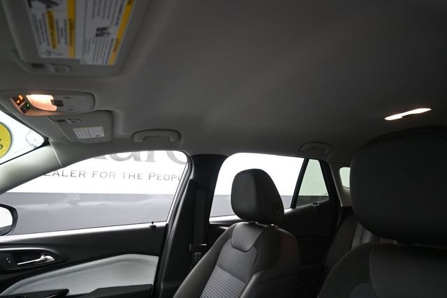 Used 2025 Chevrolet Trax LT w/ Driver Confidence Package FWD image 19
