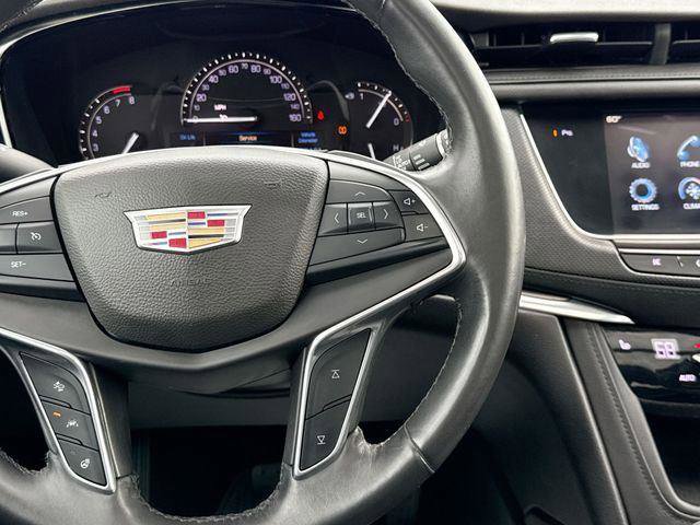 Used 2017 Cadillac XT5 Luxury w/ Driver Awareness Package AWD/4WD image 28