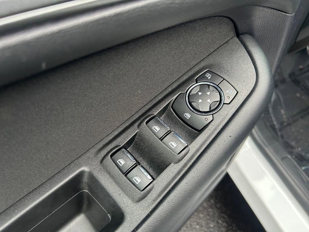 Used 2019 Ford Edge SE w/ SE Fleet Driver's Package image 23