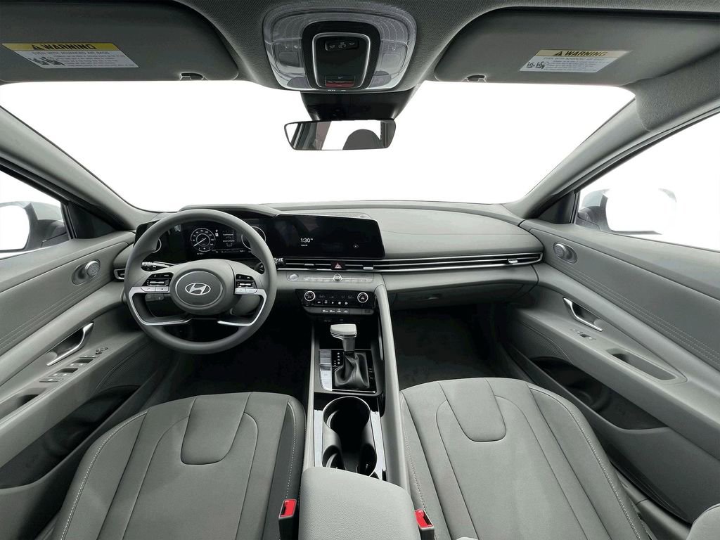 New 2025 Hyundai Elantra Blue image 13