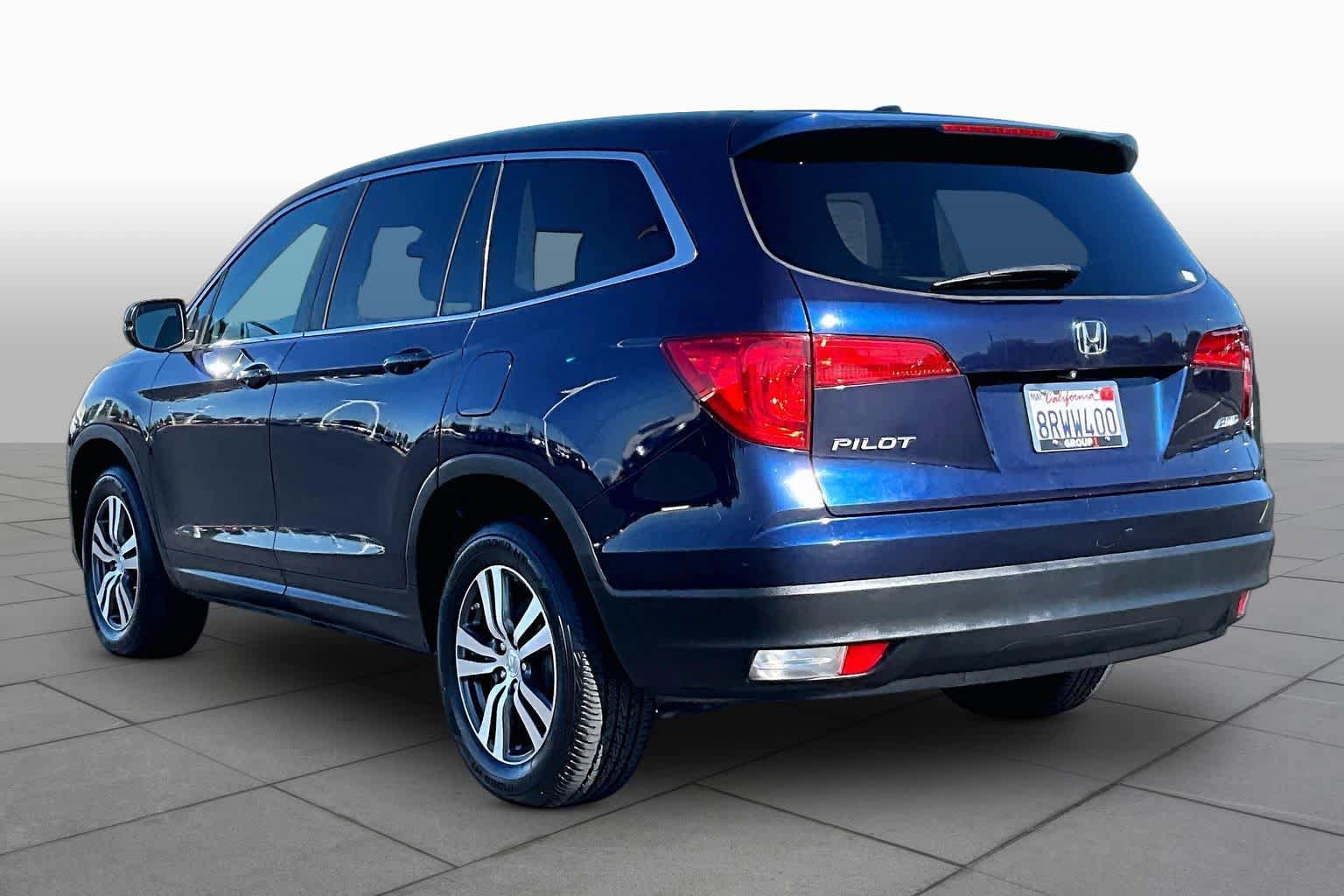 Used 2016 Honda Pilot EX image 11