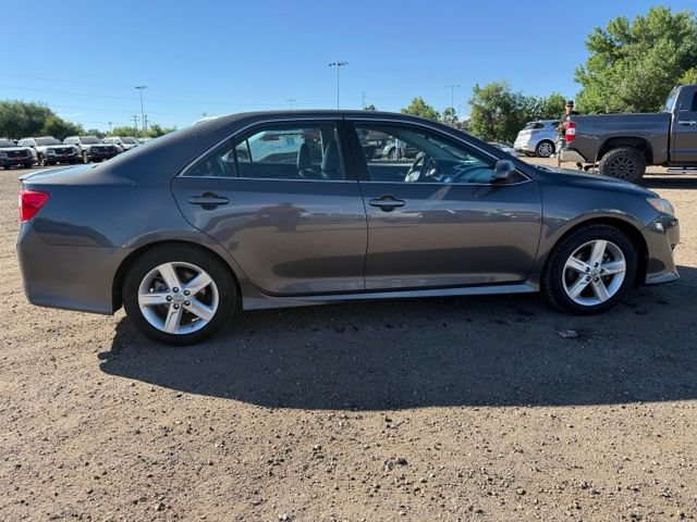 Used 2012 Toyota Camry SE FWD image 6