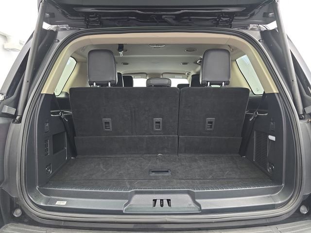 Used 2024 Ford Expedition XLT AWD/4WD image 38