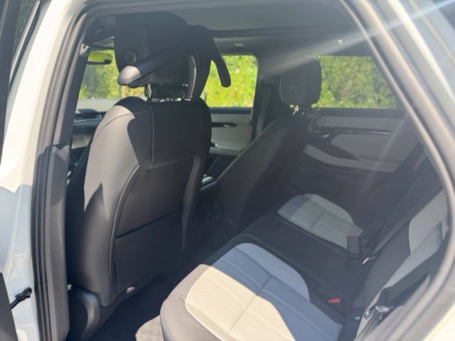 New 2026 Land Rover Range Rover Evoque Hoxton AWD/4WD image 12
