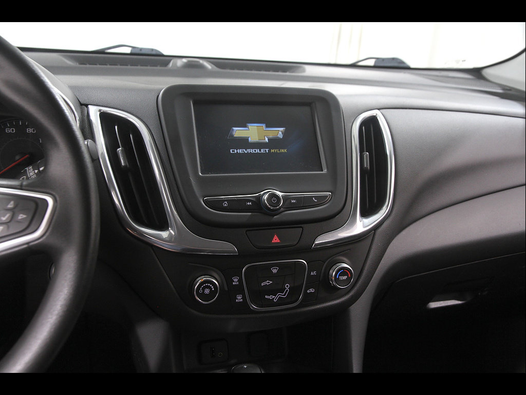 Used 2018 Chevrolet Equinox LT FWD image 9