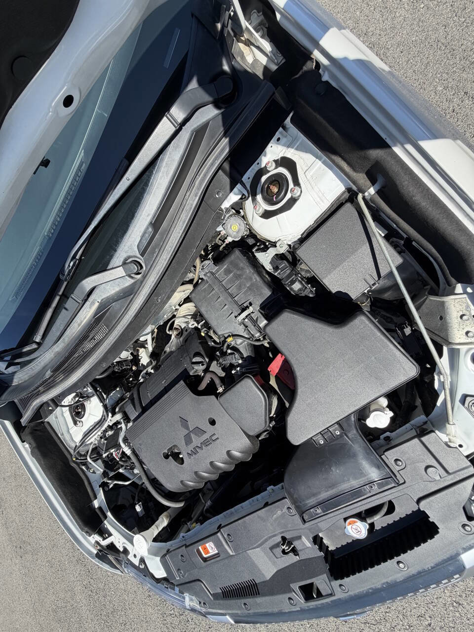 Used 2020 Mitsubishi Outlander ES AWD/4WD image 14