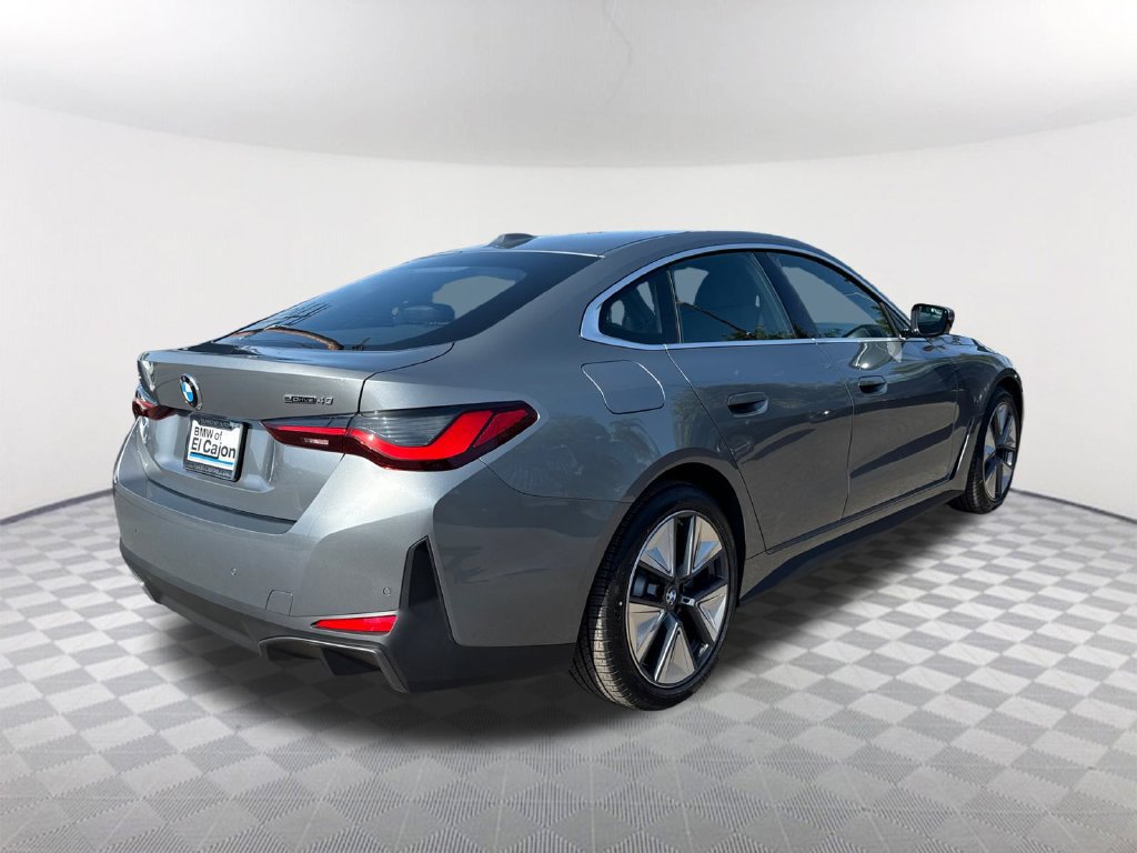 New 2026 BMW i4 eDrive40 w/ Premium Package RWD image 4