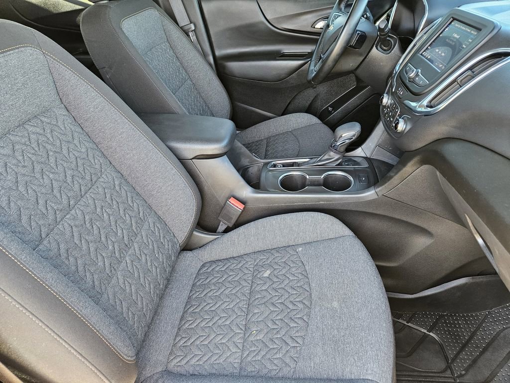 Used 2023 Chevrolet Equinox LT image 18