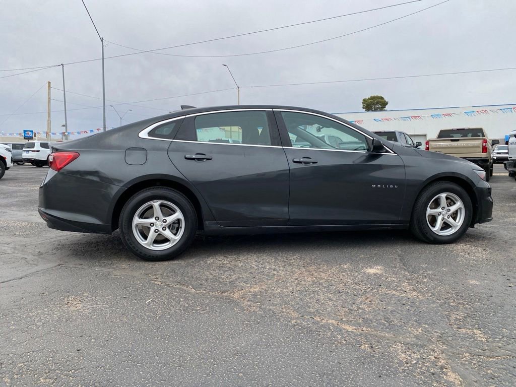 Used 2017 Chevrolet Malibu LS FWD image 5
