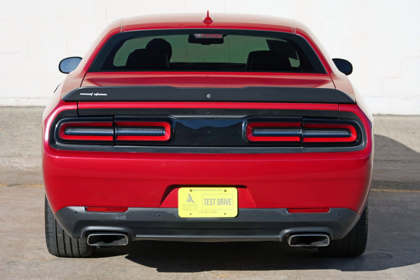 Used 2016 Dodge Challenger R/T Scat Pack w/ Leather Interior Group RWD image 45