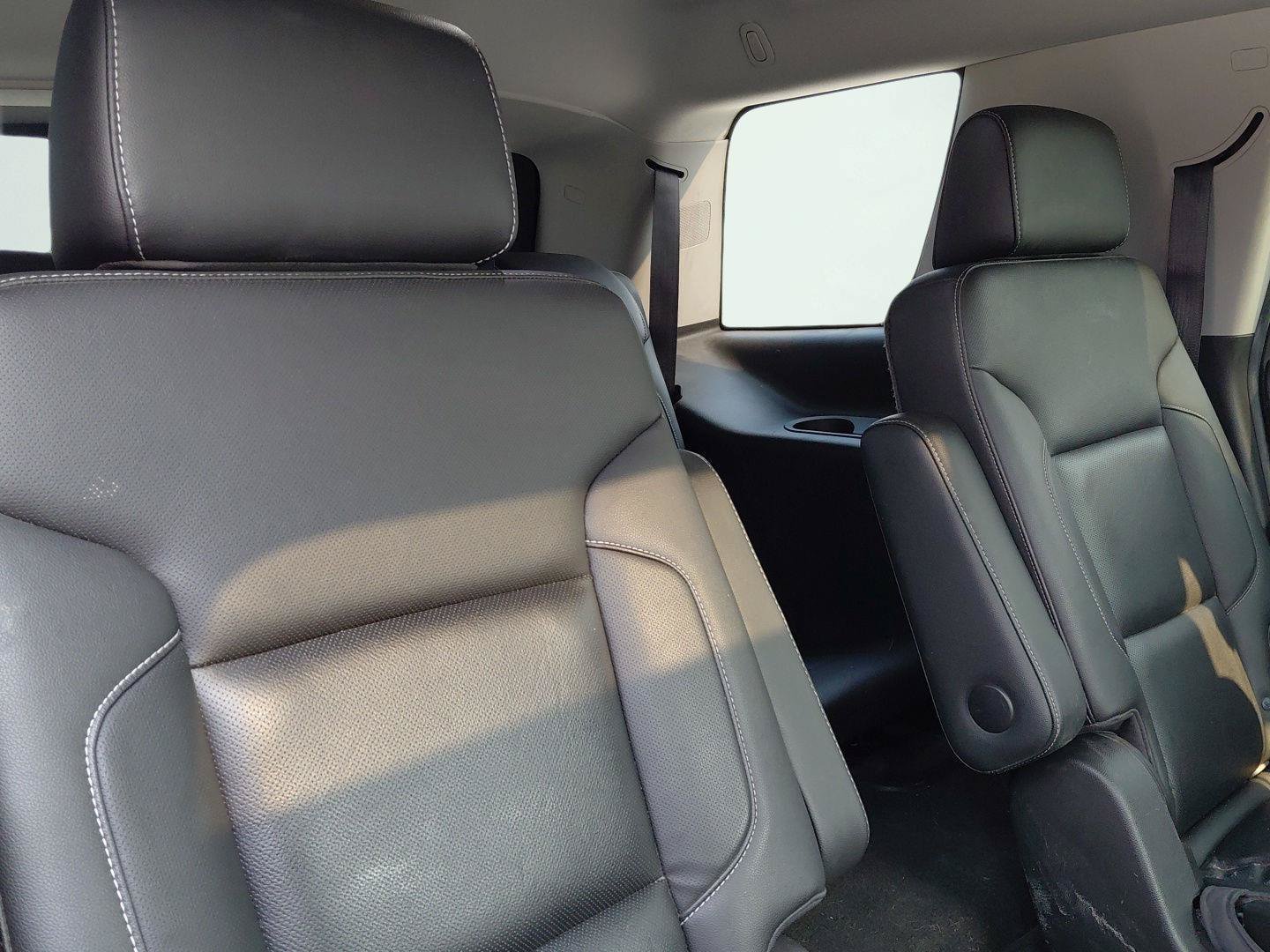 Used 2018 Chevrolet Tahoe Premier AWD/4WD image 15