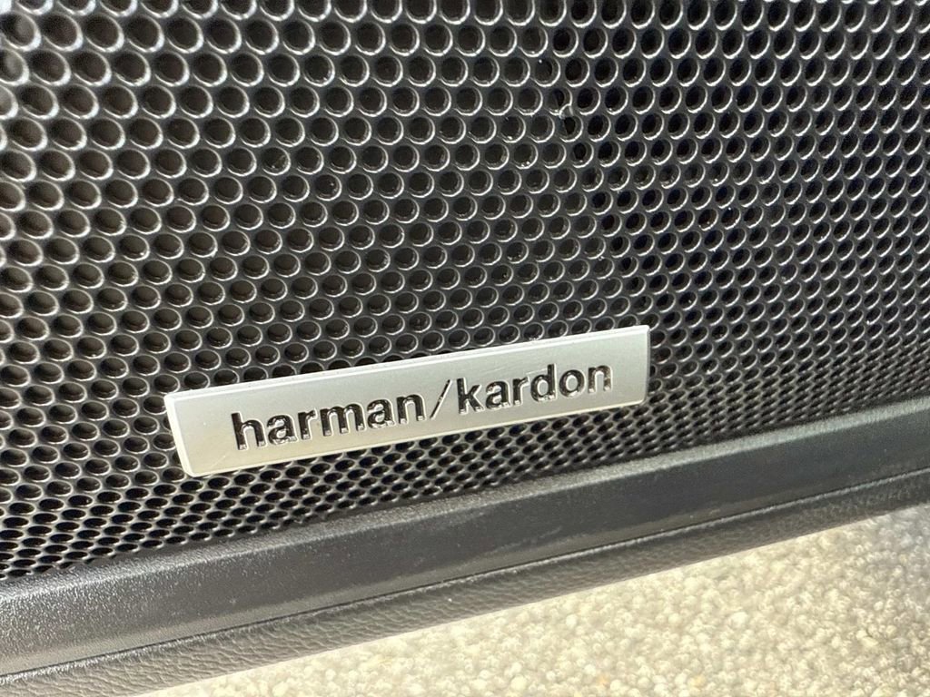 Used 2025 Subaru Outback Limited w/ Popular Package #2 image 20