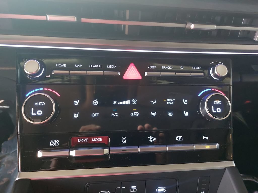 New 2026 Hyundai Santa Fe Limited FWD image 25