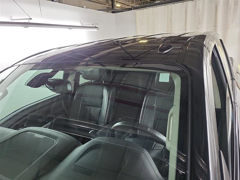 Used 2019 Nissan Titan SL w/ Chrome Package image 8